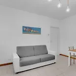 Fute182 -bicocca- Easy House Lägenhet *