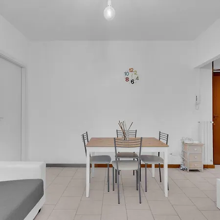 Apartman Fute182 -bicocca- Easy House Milánó
