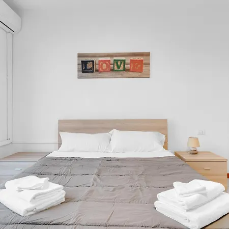 Apartman Fute182 -bicocca- Easy House